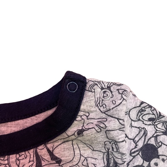 DISNEY BABY GAP 100% ORGANIC COTTON LONG SLEEVE ONSIE 6-12 MONTHS - Picture 4 of 9